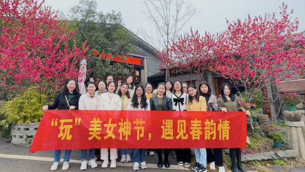 “玩”美女神节，遇见春韵情！